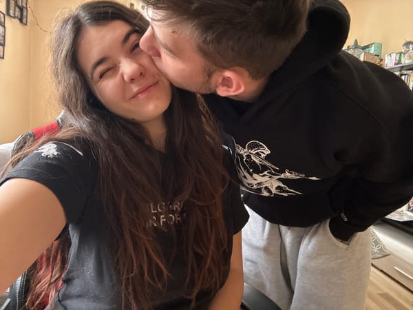 Morning snapshots capture selfies, gaming setup, dogs playing in Plovdiv