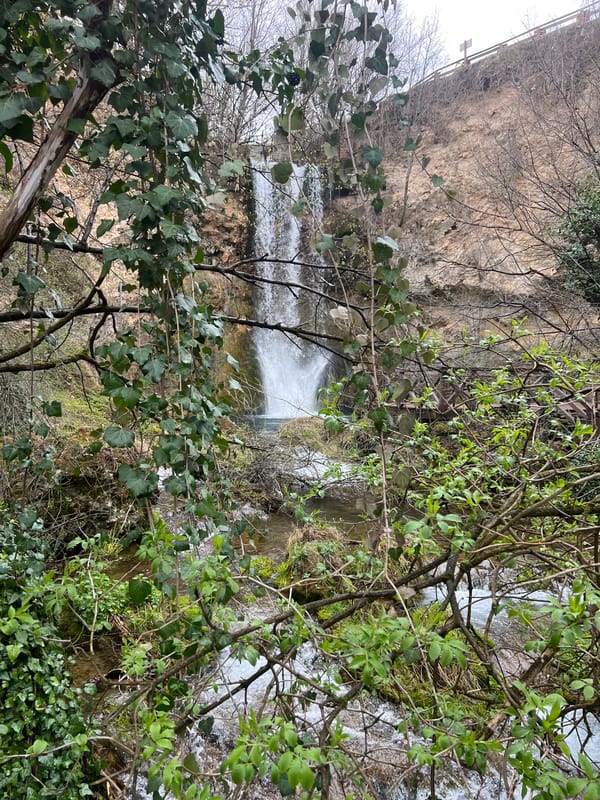 Tourist visit to Veliki Buk waterfall and cave restaurant