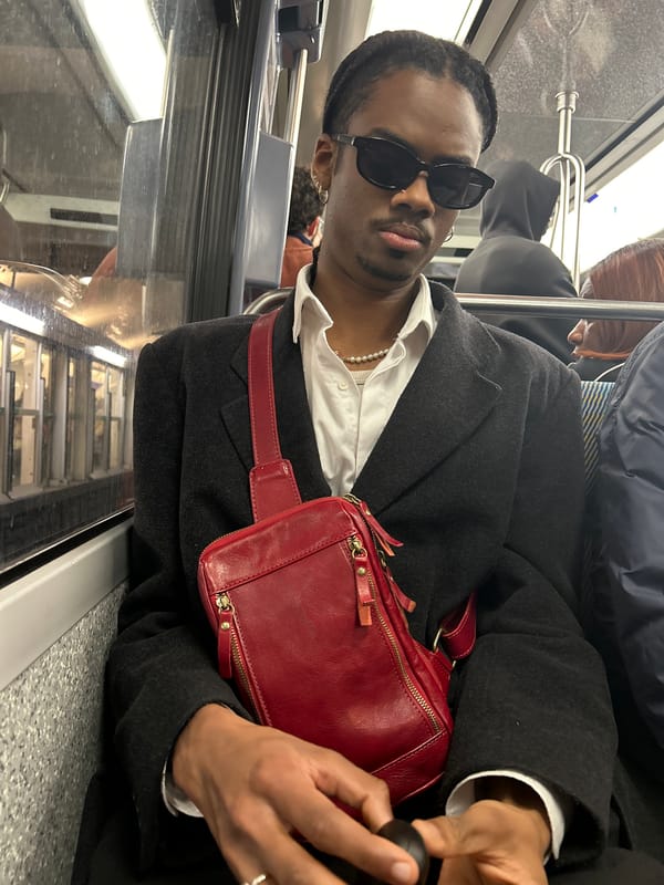 Woman with red bag spotted in Paris Sunday evening