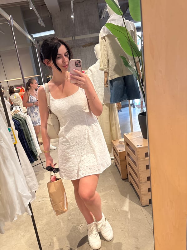 Boutique browsing and Verona streetscapes on a June morning
