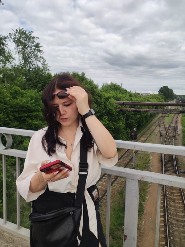 Everyday moments captured across Chaikovsky, Russia during midday hour