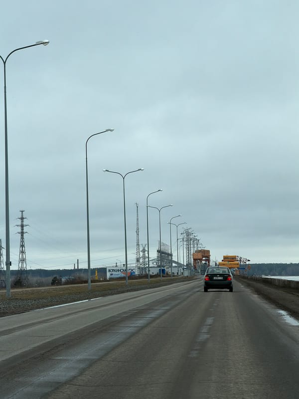 Wet roads, misty conditions observed in Chaikovsky, Russia