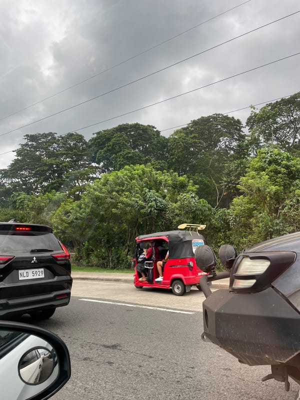 Morning traffic jam at Davao City Government entrance
