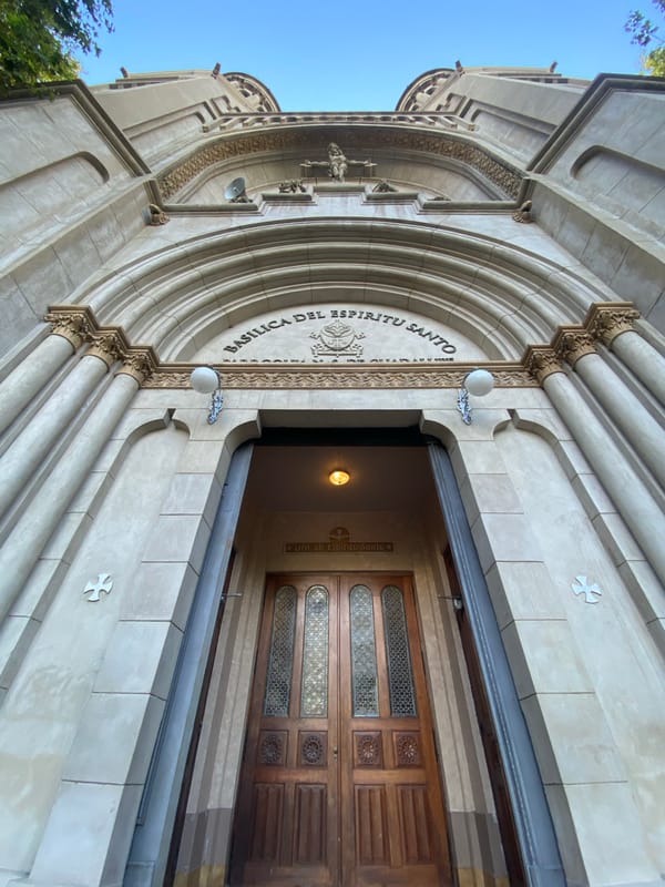 Evening photos capture Buenos Aires basilica facade from below