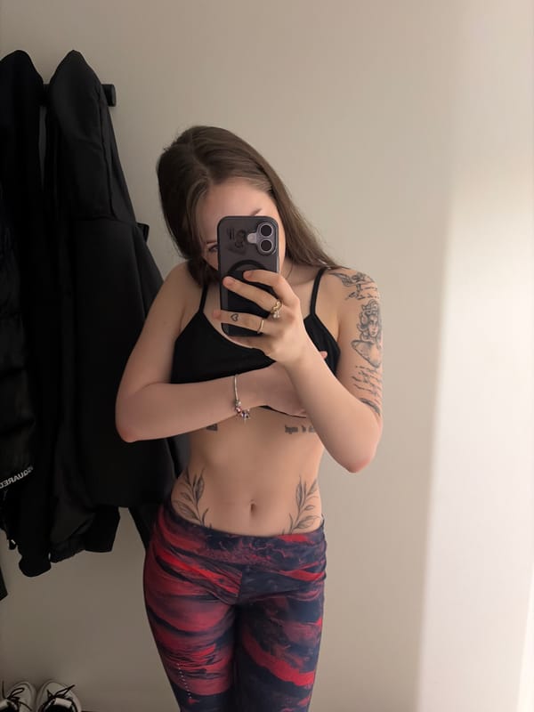 Quick selfie and skincare routine at home in Vantaa