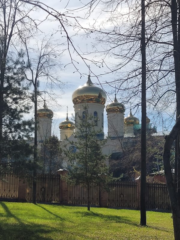 Morning walk documents Ramenskoye landmarks and public spaces