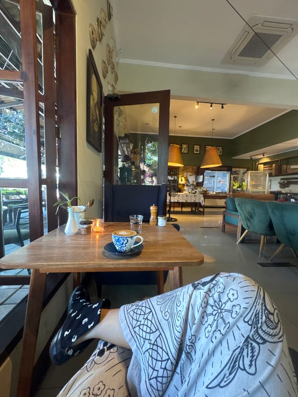 Cafe dining experience documented in North Kuta, Indonesia