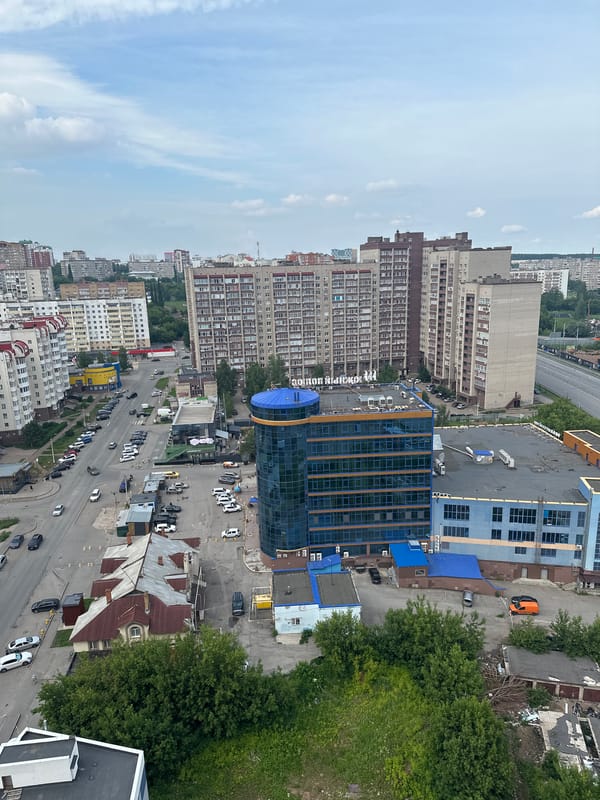 A casual drive through Ufa on a cloudy summer afternoon.