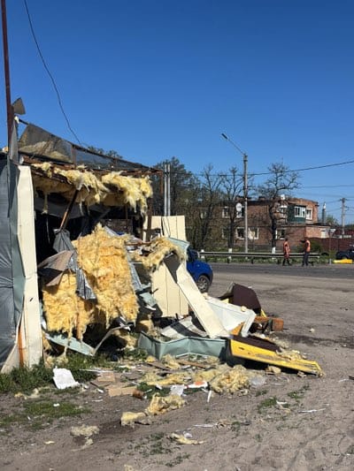 Destruction documented in Vysokyi, Ukraine with emergency response
