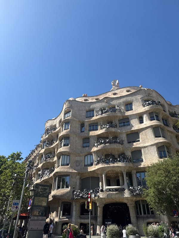 Afternoon walk through Barcelona's Gaudí landmarks and Eixample streets
