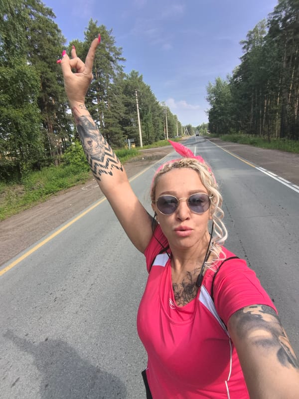Roadside pause on a rural Russian road, summer 2026