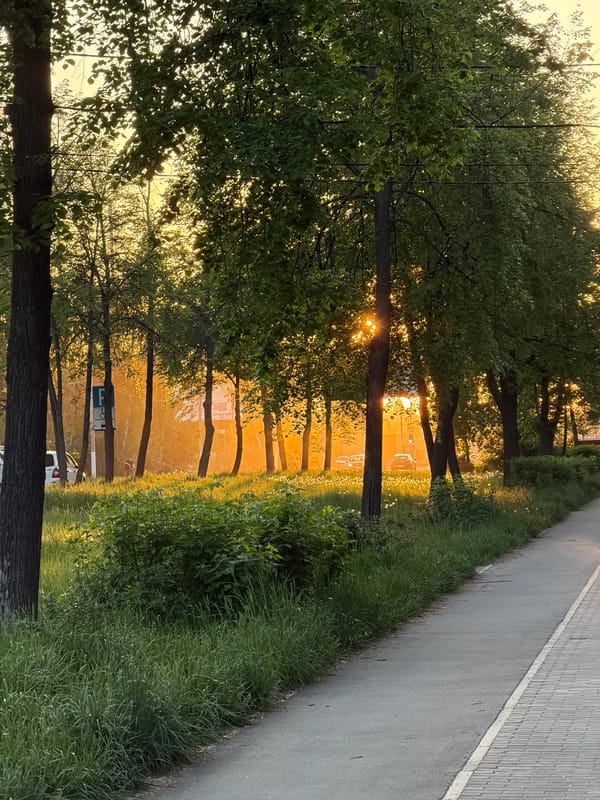 Quiet afternoon moments captured in Chaikovsky, Russia