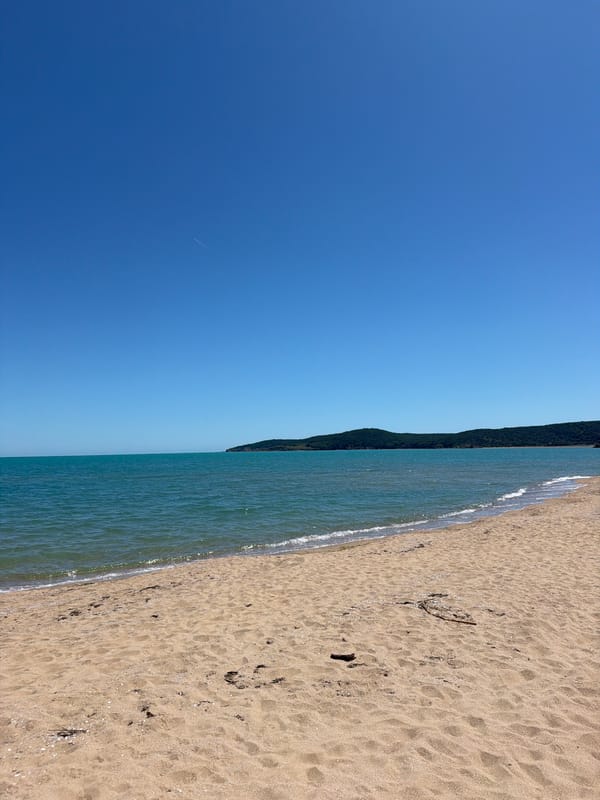Clear summer day documented at Dyuni Beach, Bulgaria
