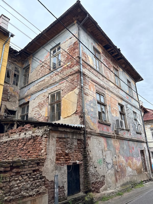 Dilapidated building documented in Yahinovo, Bulgaria