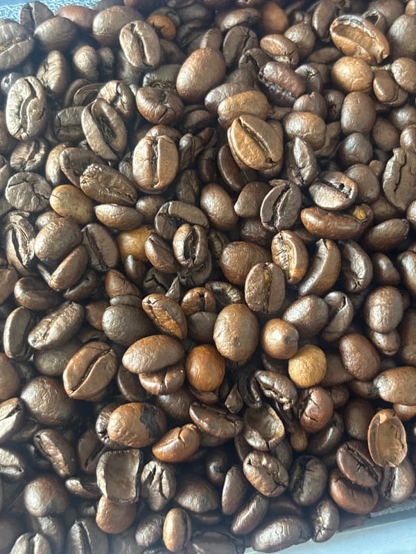 Coffee brewing and breakfast documented in Buenavista kitchen