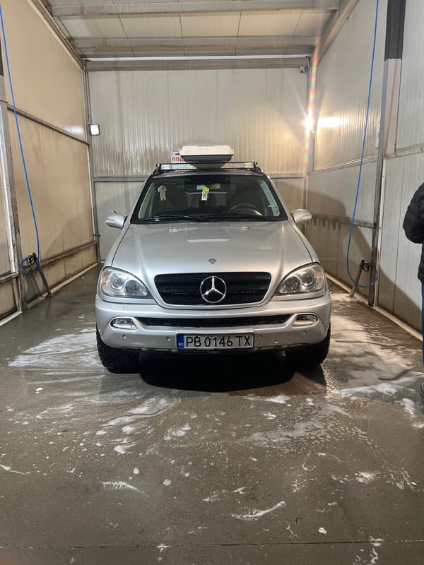 Mercedes SUV at car wash facility in Asenovgrad