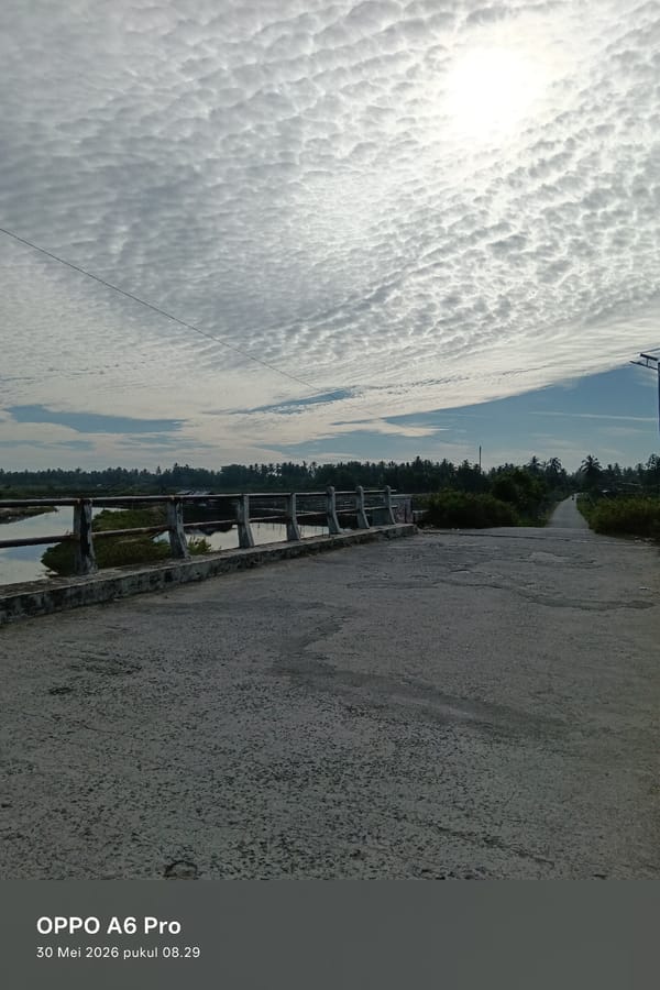 Morning sky and infrastructure documented in Blangtumulek, Indonesia