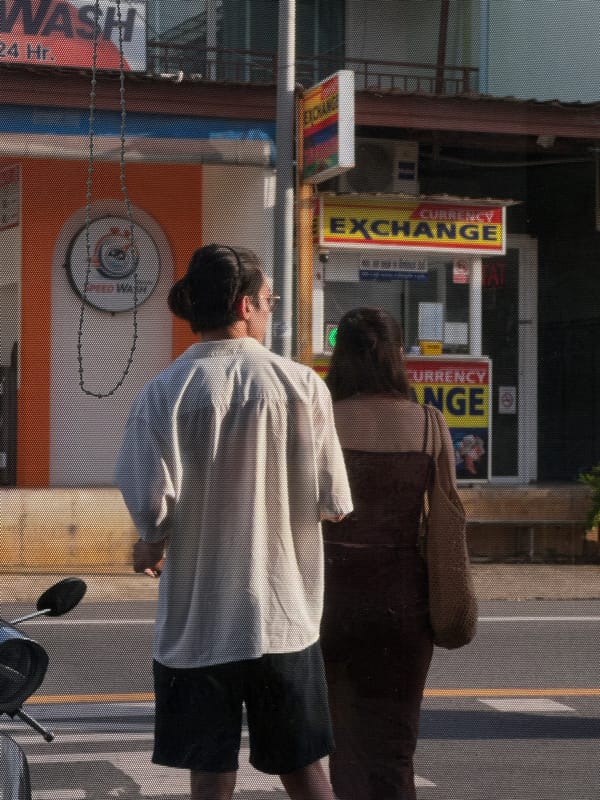 Sunday morning street scenes along a Karon road