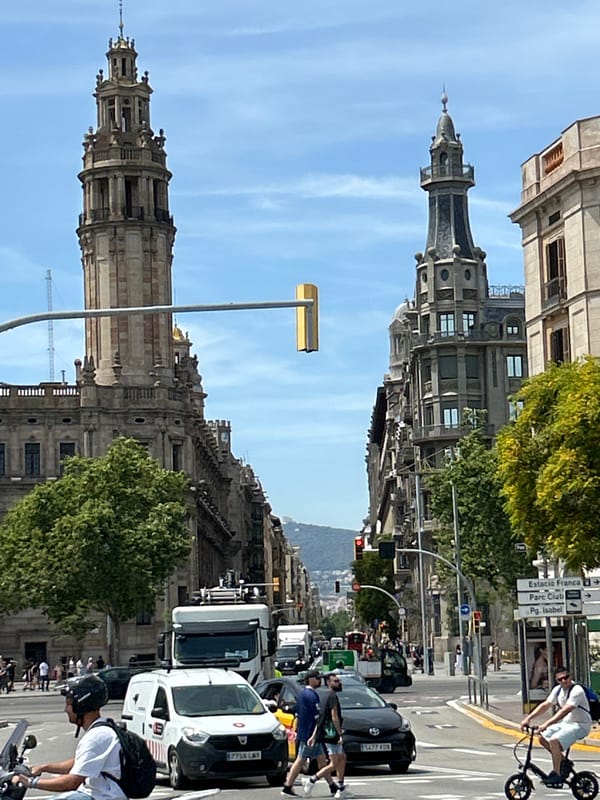 Street scene documented in Barcelona's Eixample district