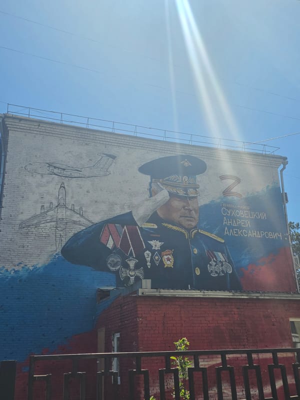 Military memorial mural spotted on Krasnodar building wall