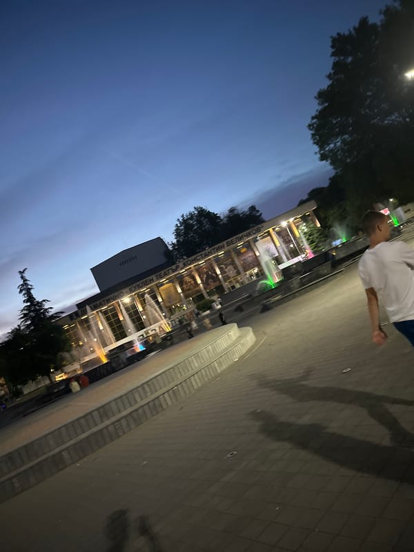 Evening fountain display documented in Pazardzhik, Bulgaria