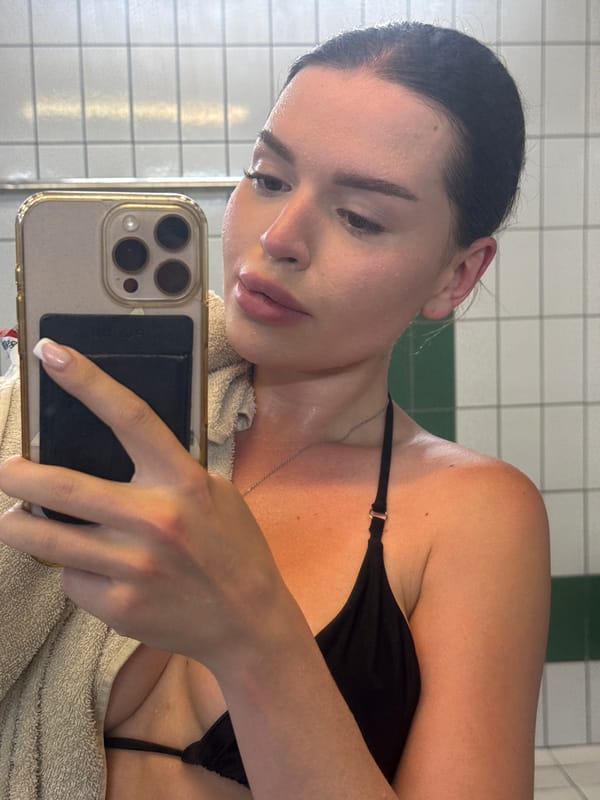 Bathroom selfies in Prague before a swim or beach outing