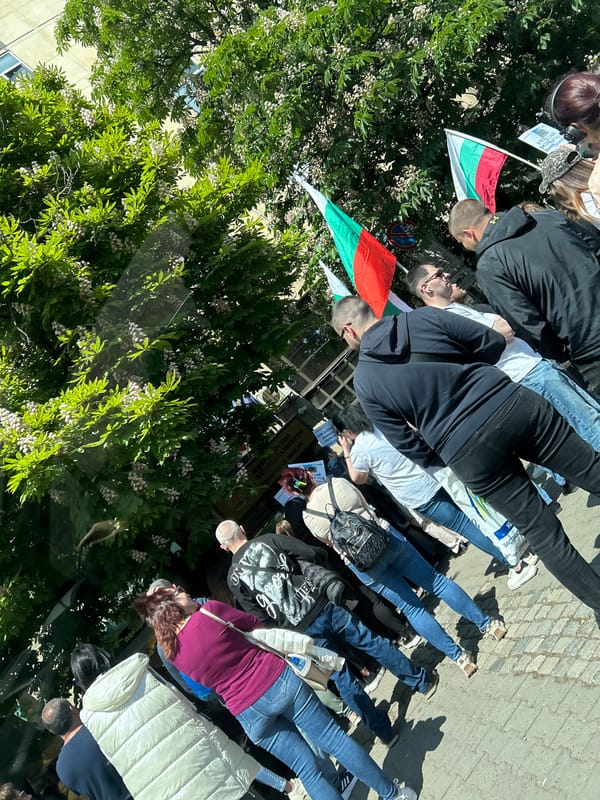 Protest activity and everyday scenes documented across Sofia