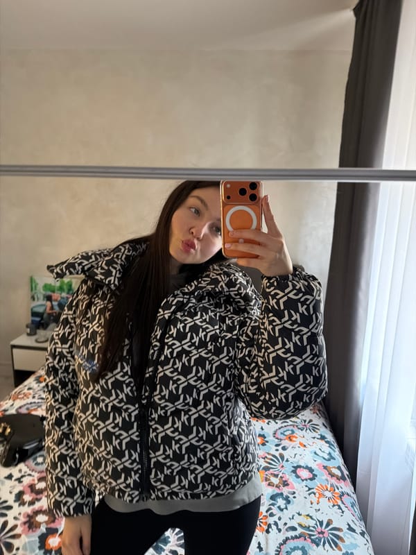 Woman takes selfies, watches TV with companion in Pernik