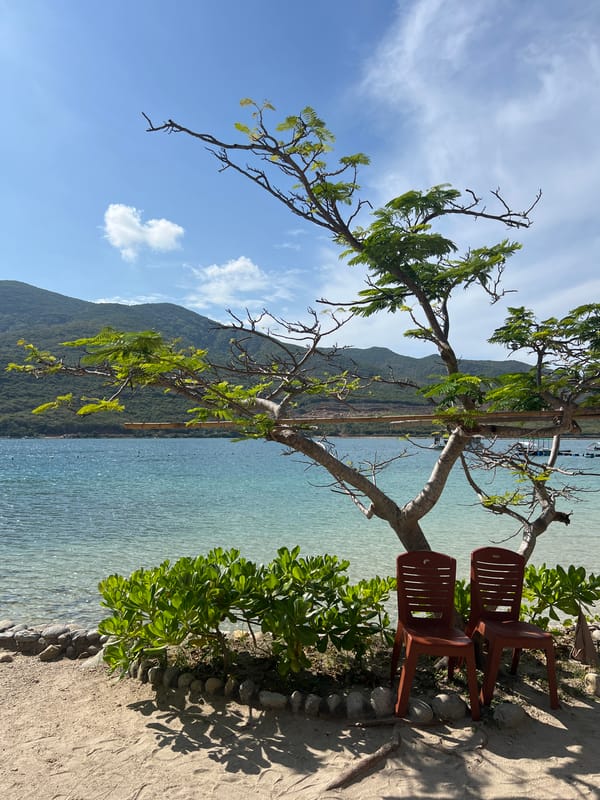 Morning beach scenes documented in Nha Trang, Vietnam