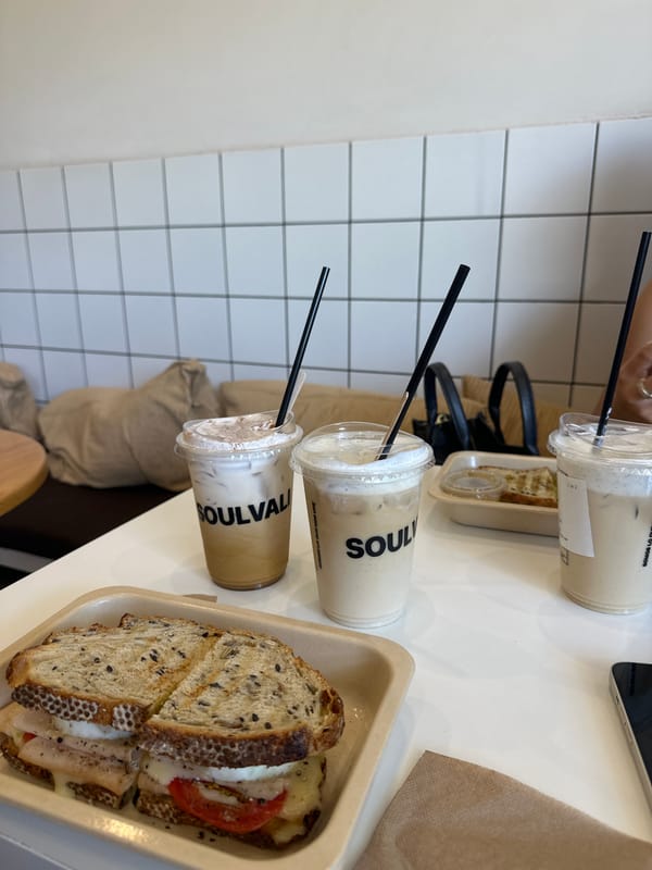 Woman's café visit and gym workout session in Puebla