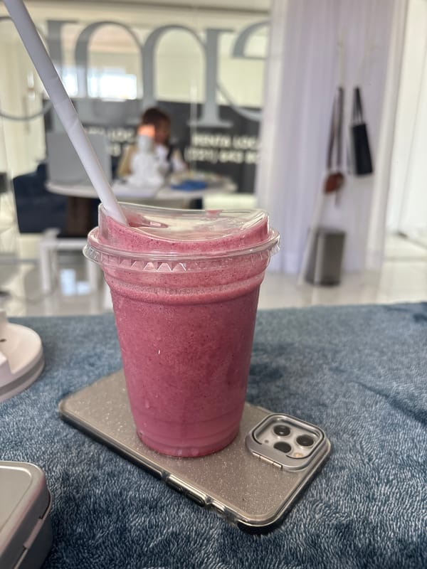 Puebla resident enjoys smoothie while listening to Wicked soundtrack