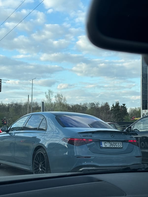 Gray Mercedes sedan spotted on Sofia street