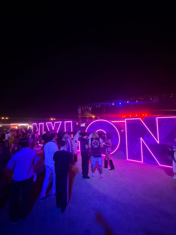 Concert draws crowds in Thermal, California Saturday morning