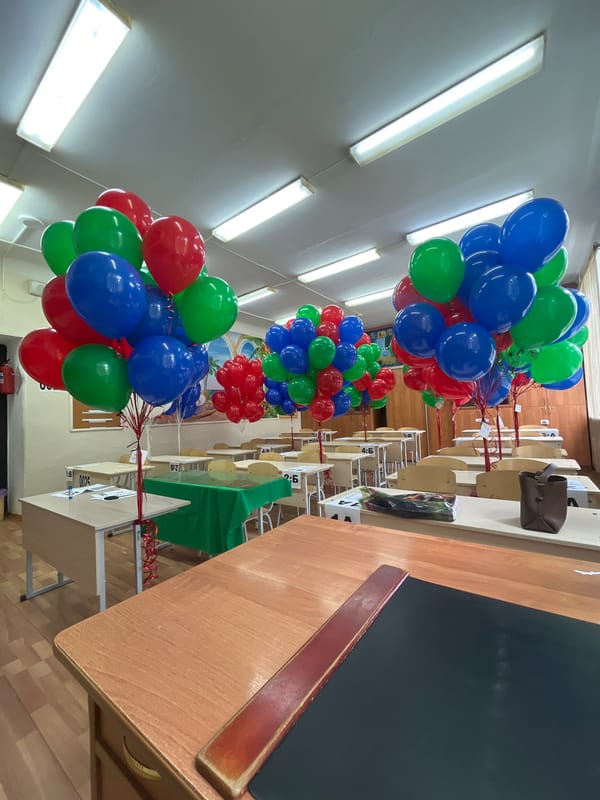 Graduation ceremony held in decorated classrooms in Kaspiysk
