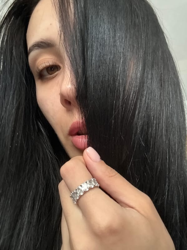 Morning self-documentation session recorded in Votkinsk, Russia