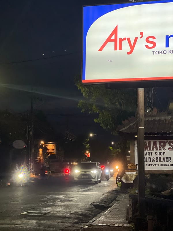 Nighttime street scenes and daily moments captured in Sukawati