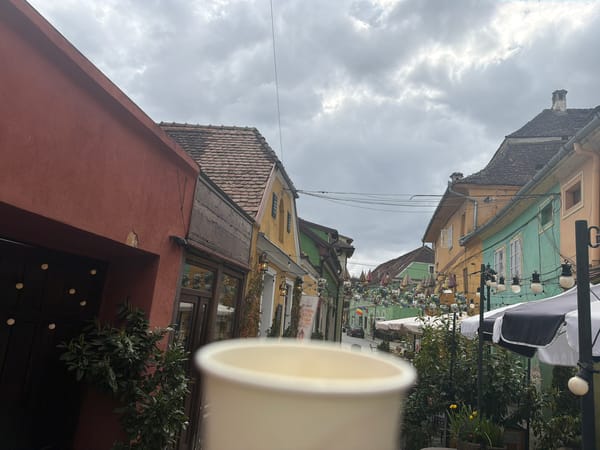 Tourist captures scenic tour of medieval Sighișoara citadel
