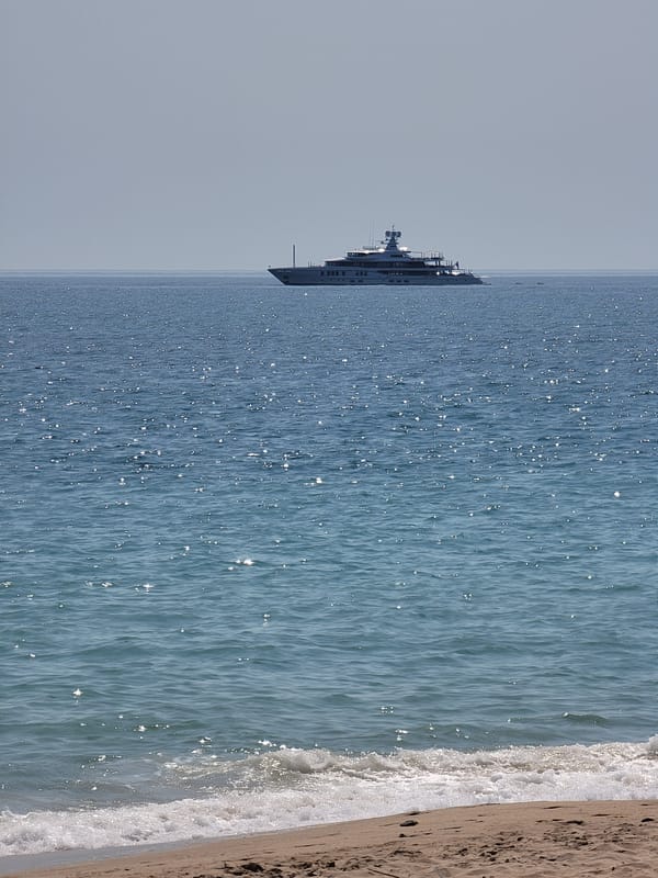 Sunny afternoon on Quarteira's beach and nearby lagoon paths