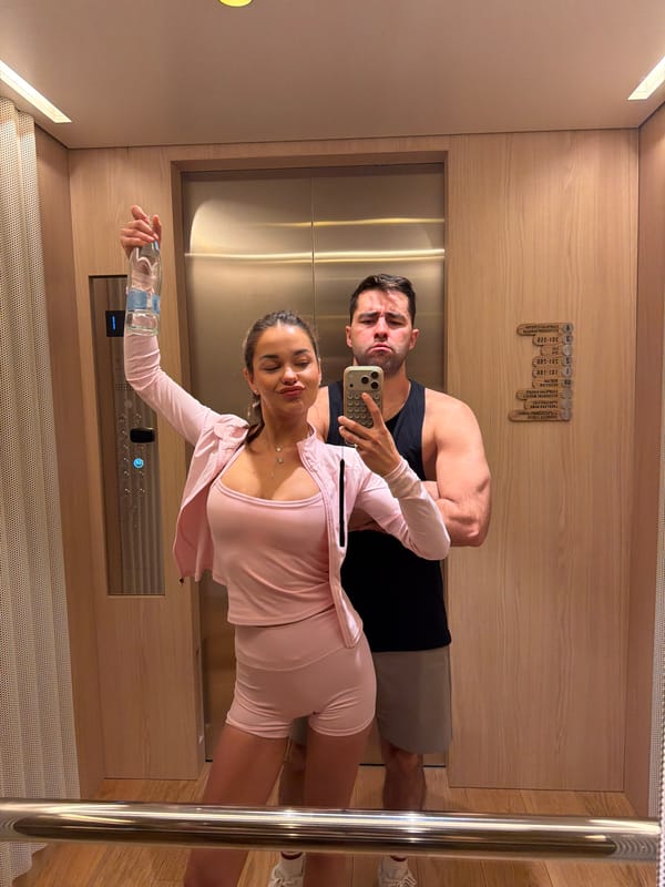 Couple documents morning gym session with selfies in Tbilisi