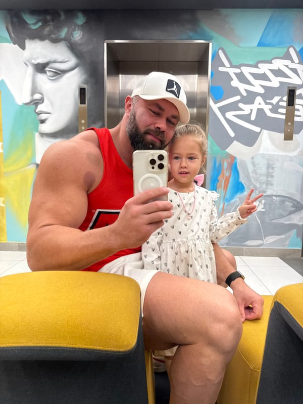 Young child spotted at two Dubai locations within minutes