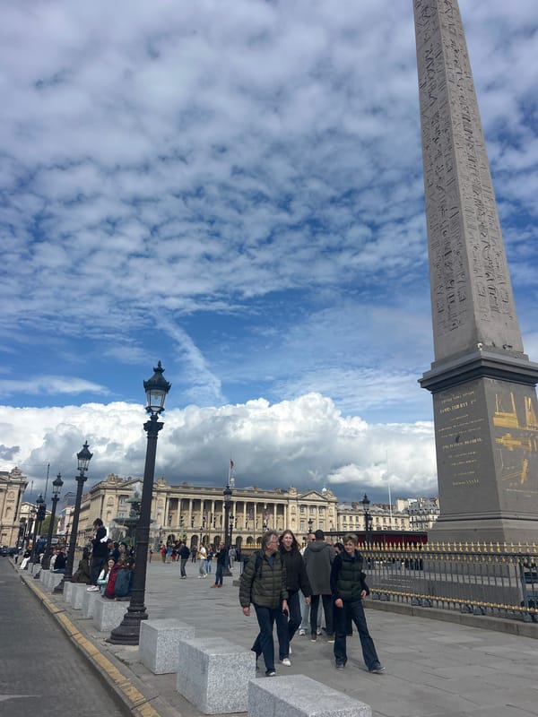 Ordinary afternoon moments documented across Paris landmarks and streets
