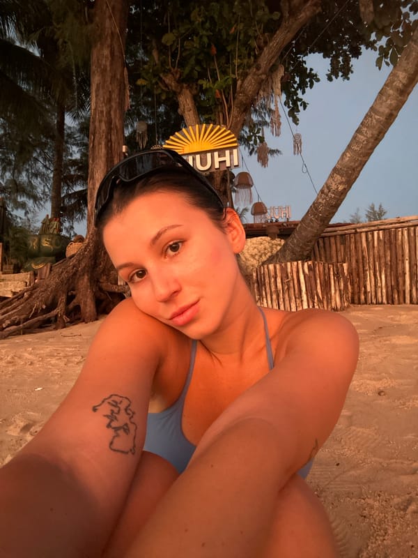 Lazy beach afternoon and sunset skies in Choeng Thale