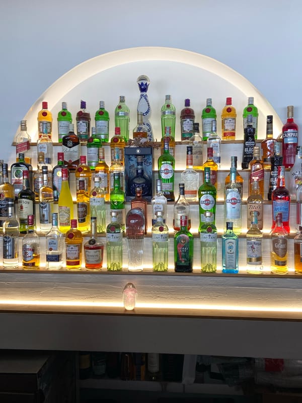 Tourist captures coastal life scenes in Petrovac, Montenegro