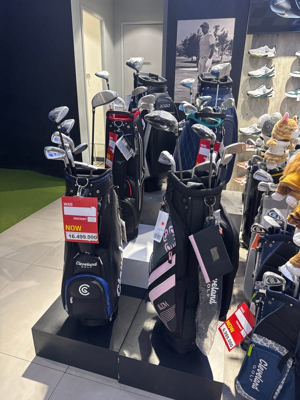 Inside Kuta's mall strip: brands, displays, and storefronts