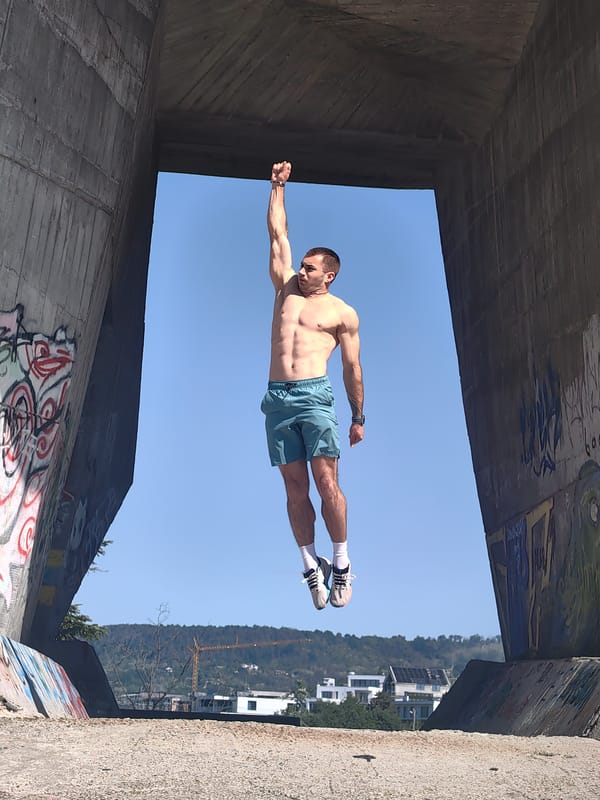 Man performs acrobatic stunts under concrete structure in Varna