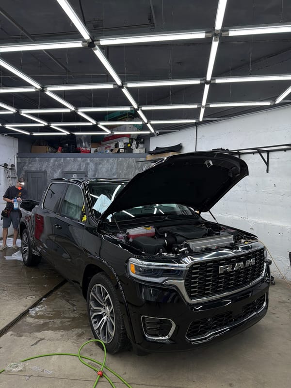 Auto detailing services active at Krasnoyarsk facilities