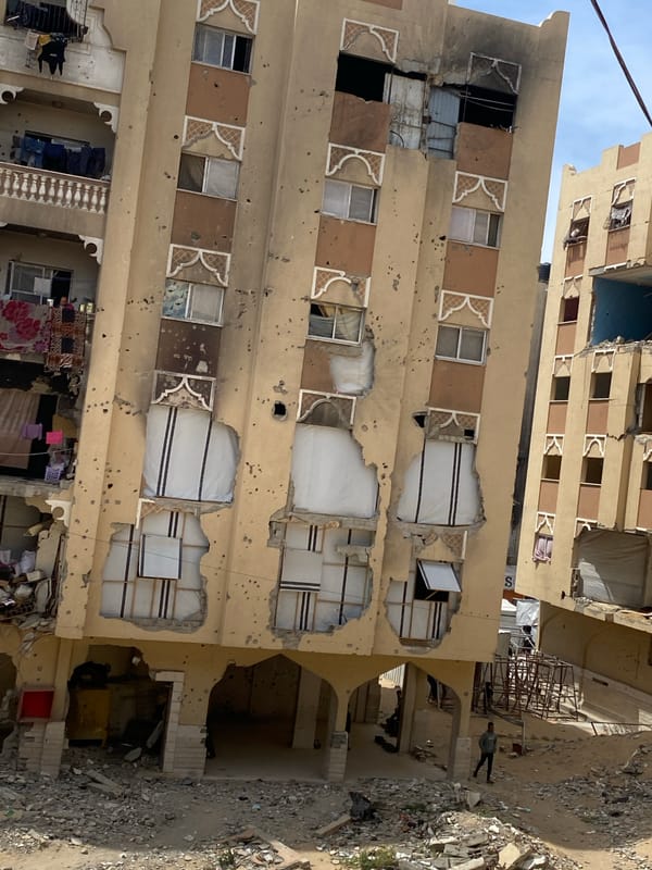 Witness documents damage and displacement in Khan Yunis