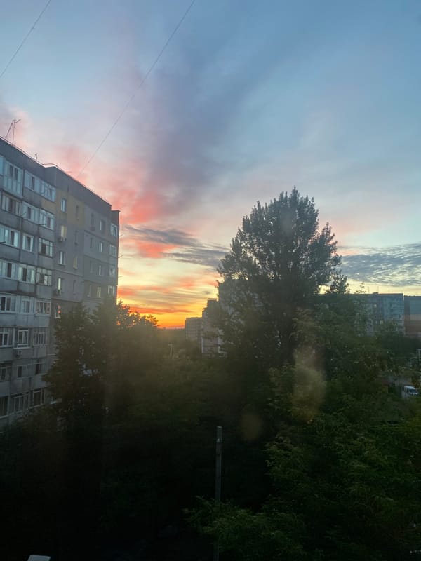 Evening sunset and daily life documented in Kropyvnytskyi