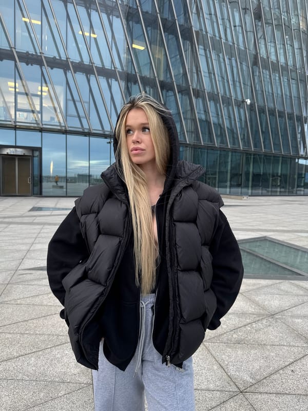 Selfies and city views at a Saint Petersburg modern plaza