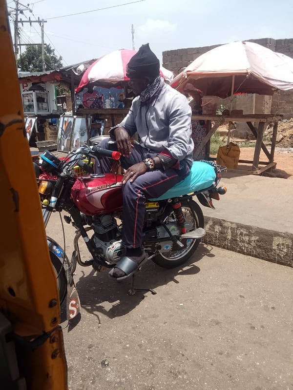 Morning street commerce documented across Bukuru, Nigeria